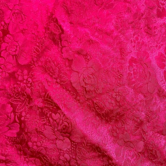 August Silk Red Rose Cami M - Picture 3 of 4